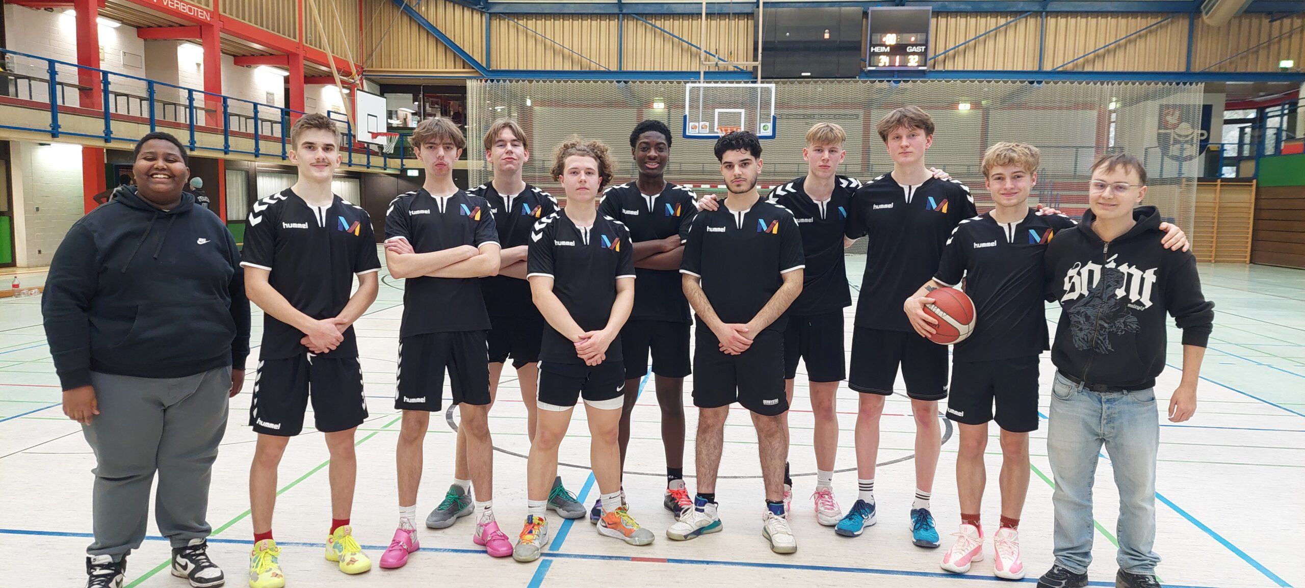 Jugend trainiert für Olympia Basketball: STS Meiendorf eine Runde weiter!