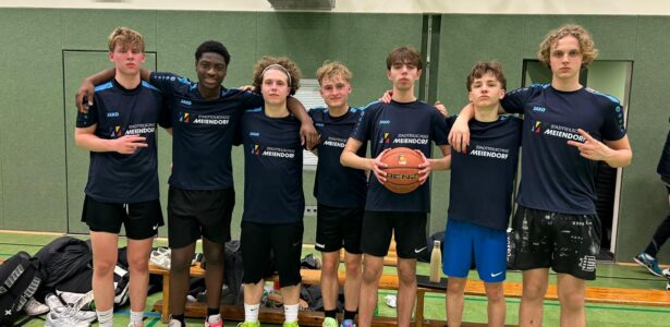 Sportliche Erfolge im Volleyball und Basketball